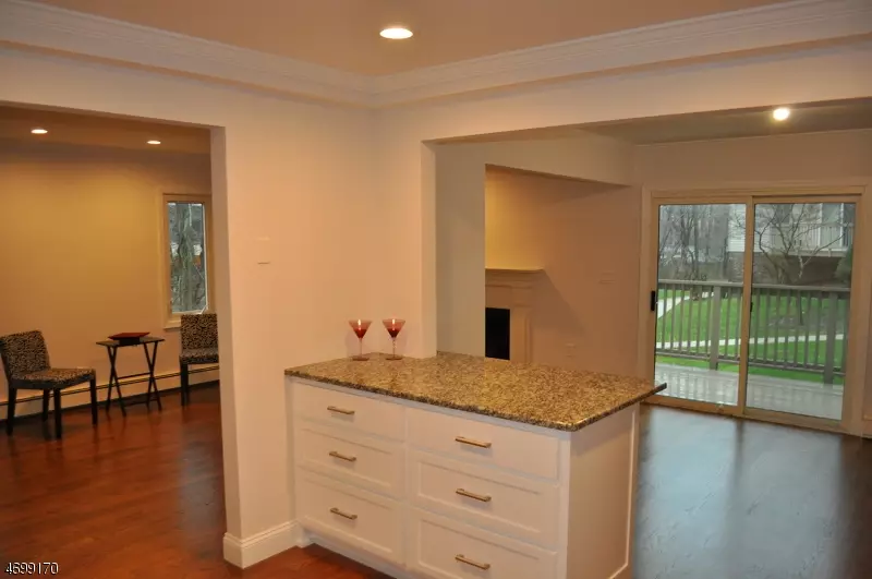 Bernardsville Boro, NJ 07924,7C SOMERSET HILLS CT