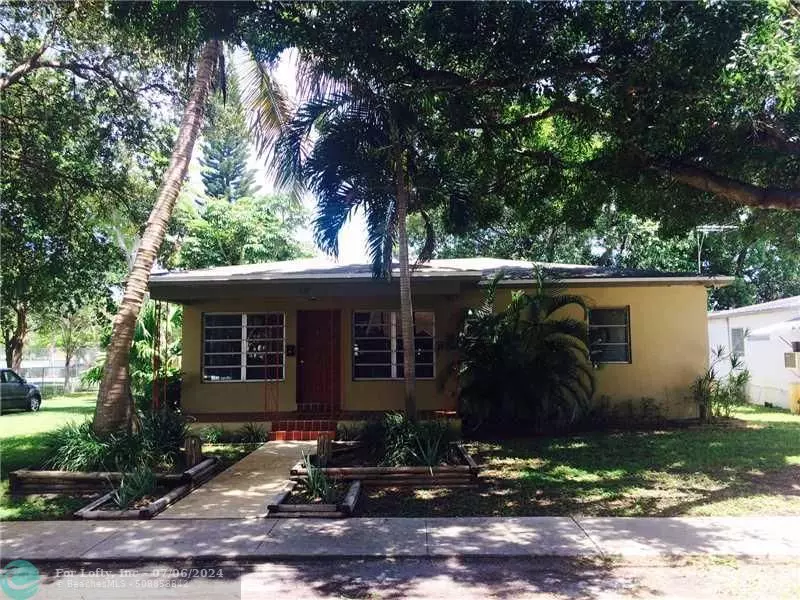 239 SW 1 CT, Dania Beach, FL 33004