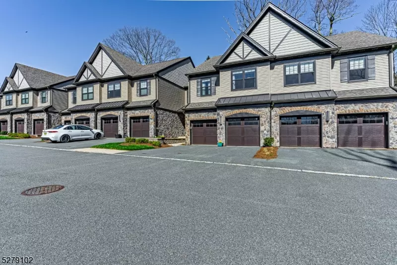 Hopatcong Boro, NJ 07843,105 Mariners Pointe