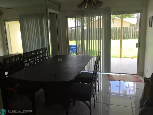 Coral Springs, FL 33065,9970 NW 24th St