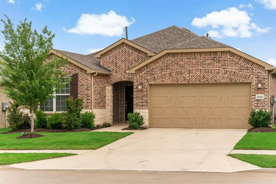 1029 Old Glory Drive, Little Elm, TX 76227