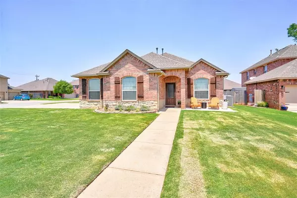 11125 SW 43rd Circle, Mustang, OK 73064