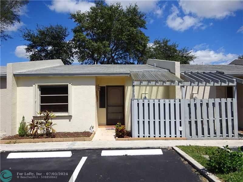 9267 NW 18th St  #9267, Pembroke Pines, FL 33024