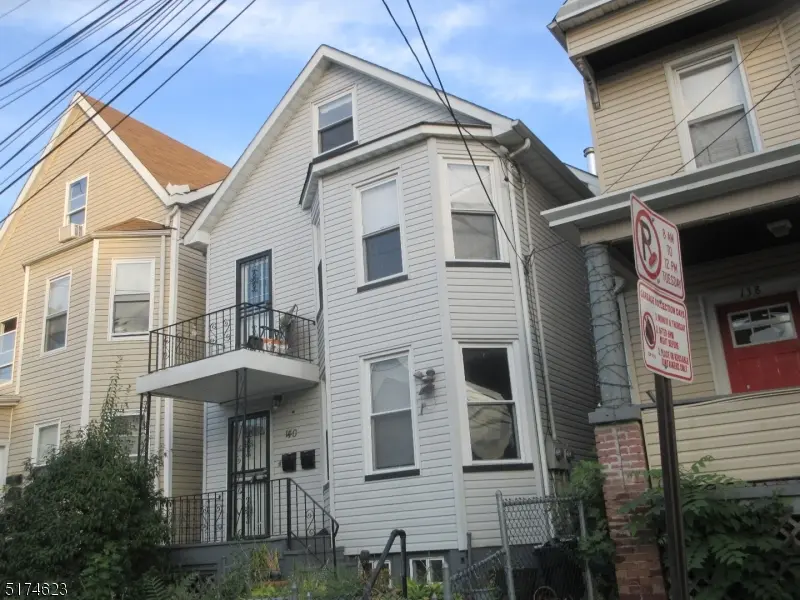 140 N 7Th St, Paterson City, NJ 07522