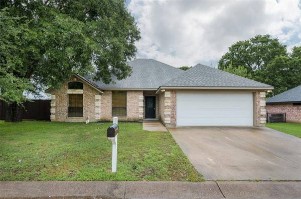 2632 Rodeo Drive, Quinlan, TX 75474