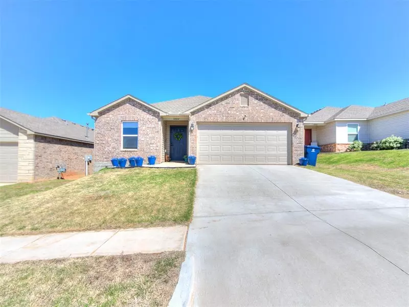 10004 Blue Wing Trail, Yukon, OK 73099