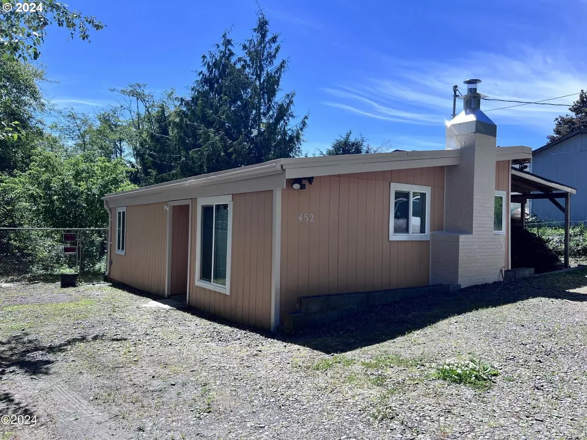 Otis, OR 97368,452 N FAWN DR