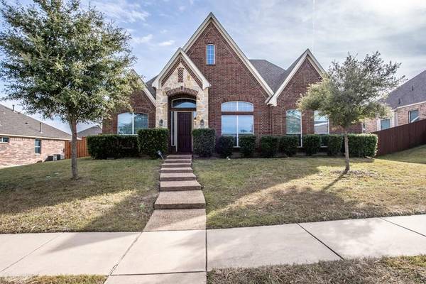 912 Amherst Drive, Desoto, TX 75115