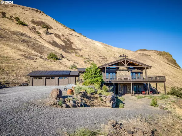 Wishram, WA 98673,8919 HWY 14