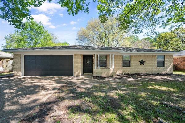 624 Madison Drive, Corsicana, TX 75110