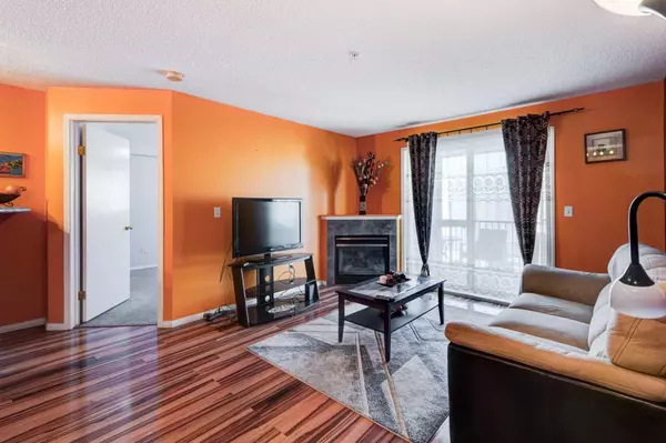 Calgary, AB T2Z 4M5,4975 130 AVE SE #4214