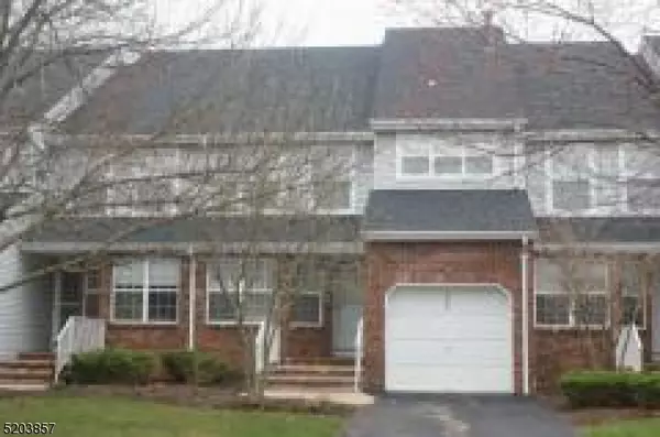 2203 Scarlett Dr, Washington Twp., NJ 07840