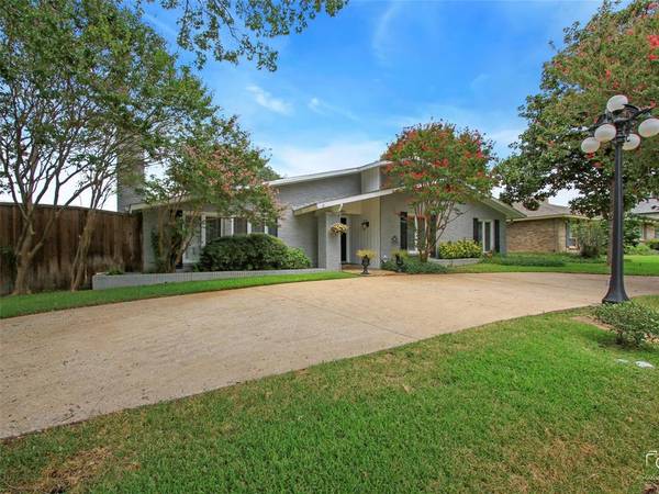 6615 Winterwood Lane, Dallas, TX 75248