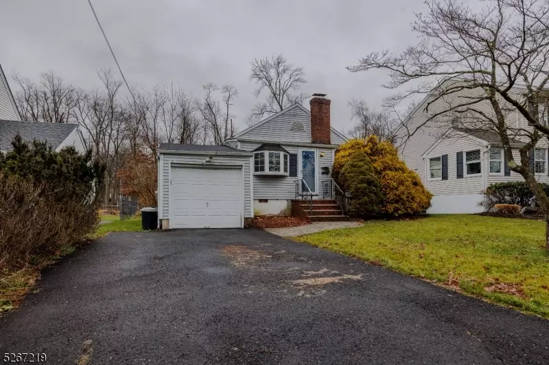 57 Hillcrest Dr, Wayne Twp., NJ 07470