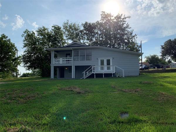 625 Ideal Circle, Quinlan, TX 75474