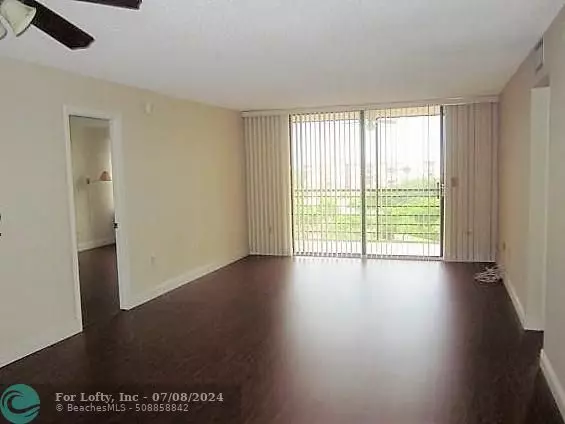 1400 Saint Charles Pl  #PH16, Pembroke Pines, FL 33026