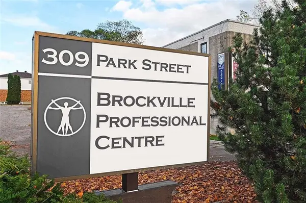 309 PARK ST, Brockville, ON K6V 6E5