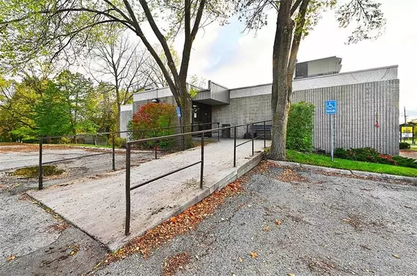 Brockville, ON K6V 6E5,309 PARK ST