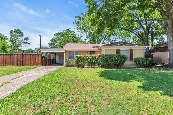 2437 Vickie Street, Mesquite, TX 75149