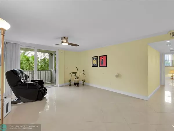 Fort Lauderdale, FL 33308,4007 N OCEAN BL  #201