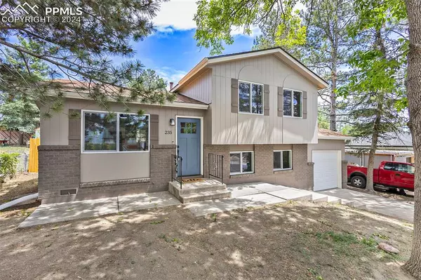 Colorado Springs, CO 80916,235 Vehr DR