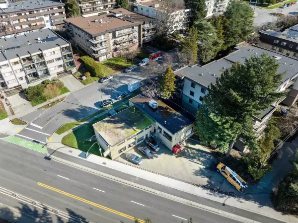 North Vancouver, BC V7M 1E2,339 W 2ND STREET