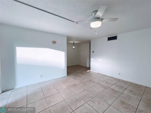 Fort Lauderdale, FL 33304,2424 NE 9th St  #110