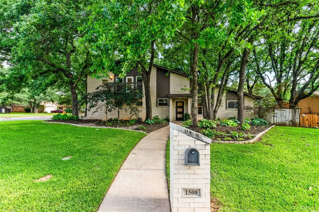 Arlington, TX 76012,1500 Frontier Drive