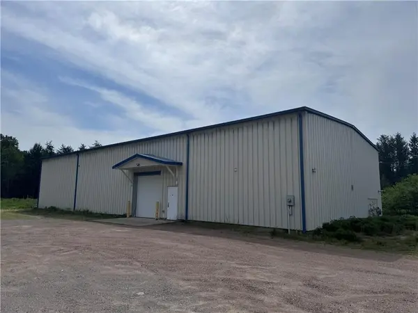 98 INDUSTRIAL AVE, Petawawa, ON K8H 2W8