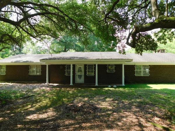 715 E Mary Lee, Plain Dealing, LA 71064