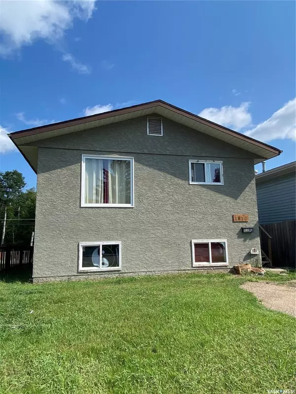 1610 13th STREET W, Prince Albert, SK S6V 3J8