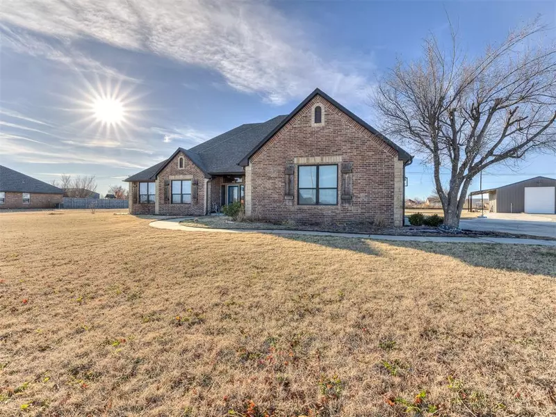 699 Shirley Lane, Piedmont, OK 73078