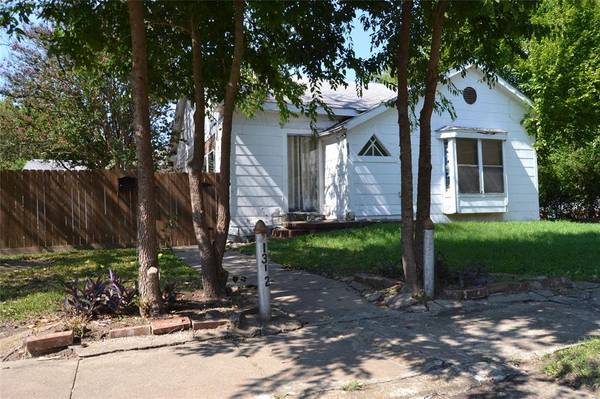 1312 S Travis Street, Sherman, TX 75090