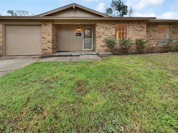 1521 Homestead Place,  Garland,  TX 75044