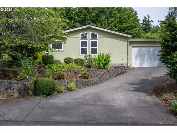 622 9TH AVE,  Coos Bay,  OR 97420