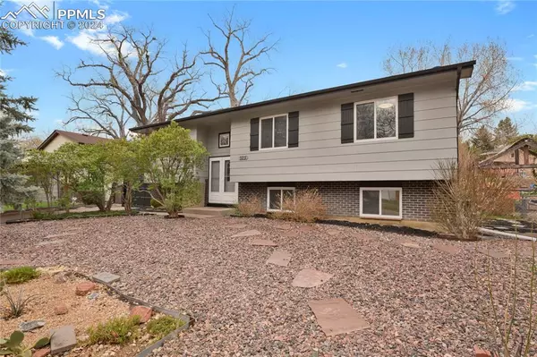 Colorado Springs, CO 80911,925 Drury LN