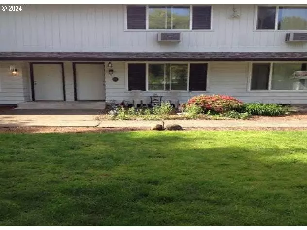 1275 NE GRANT ST #3, Hillsboro, OR 97124