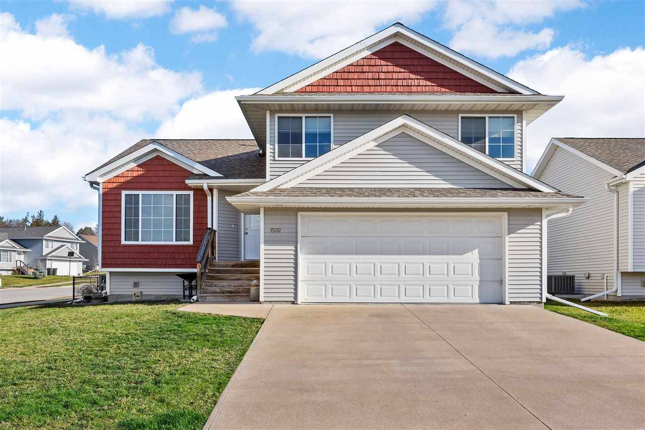 1502 Vesti Ln, Iowa City, IA 52240