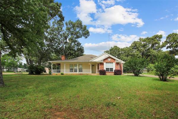 2374 Vz County Road 4823, Chandler, TX 75758