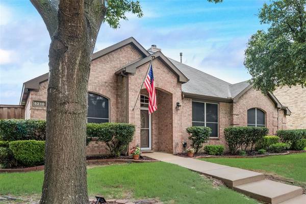 5210 Griffins Pointe Drive, Rowlett, TX 75089