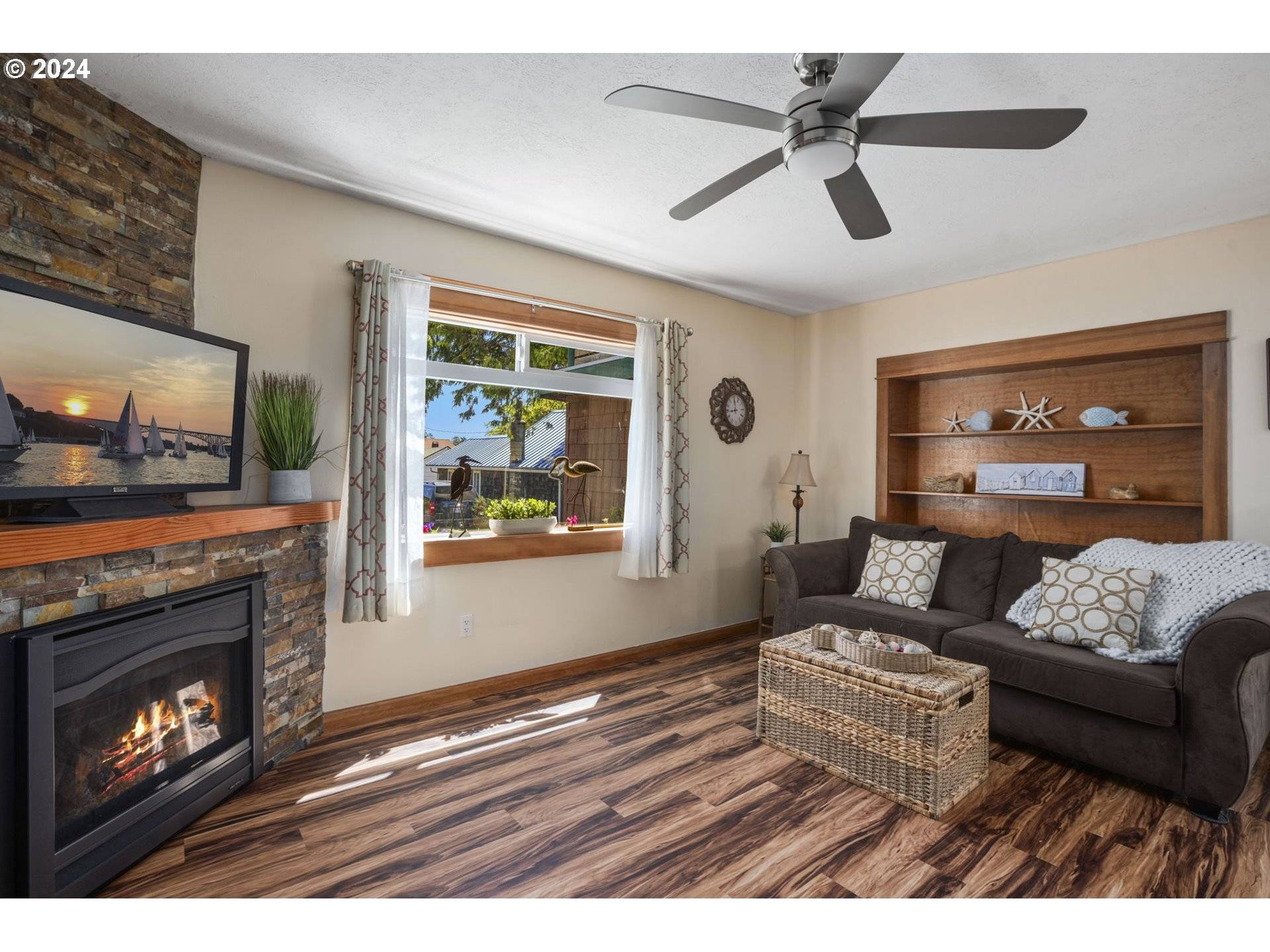 Rockaway Beach, OR 97136,409 NEHALEM AVE