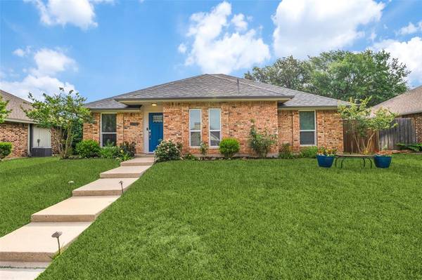 3712 Wingate Drive, Carrollton, TX 75007