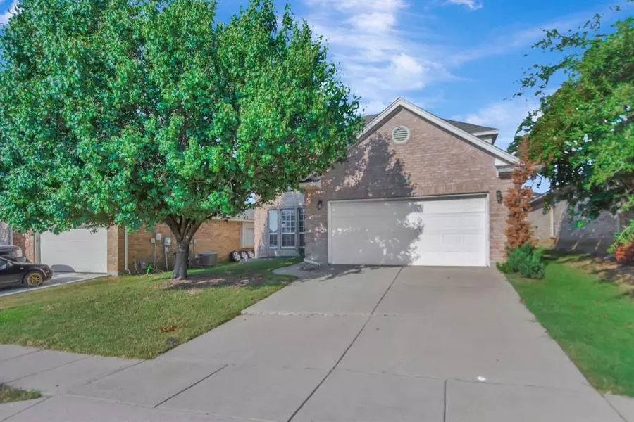 9821 Gallatin Lane, Fort Worth, TX 76177