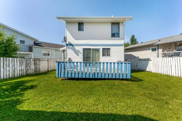 Crossfield, AB T0M 0S0,31 Harrison PL