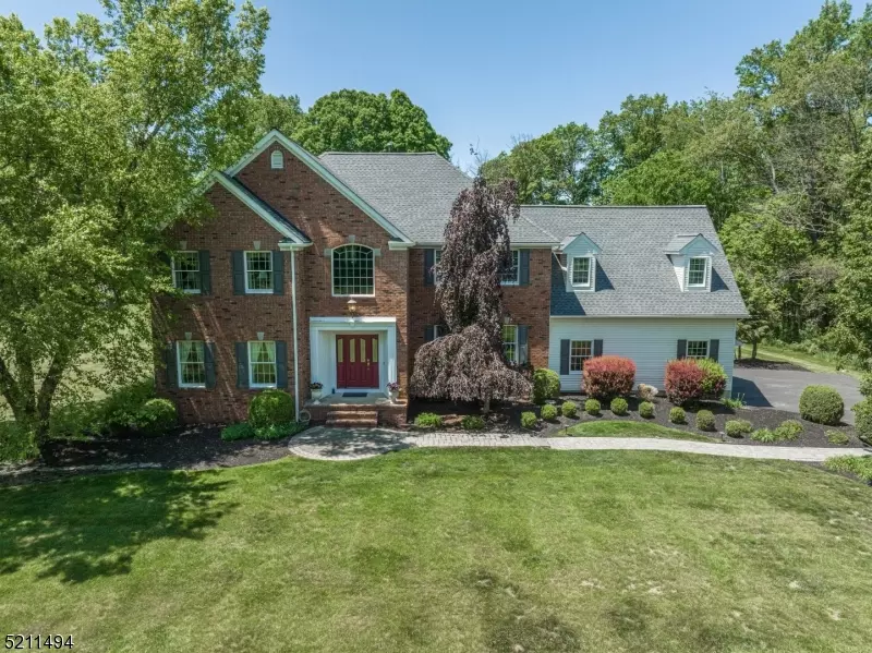 Clinton Twp., NJ 08801,11 Cobblestone Ln