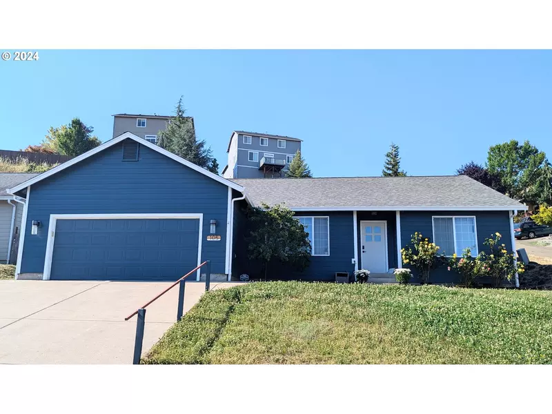 105 UMPQUA VIEW DR, Roseburg, OR 97471