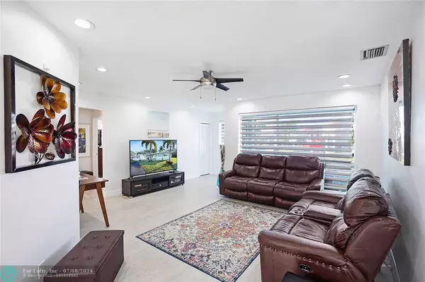 Hollywood, FL 33021,2447 Garland Cir, Unit 196