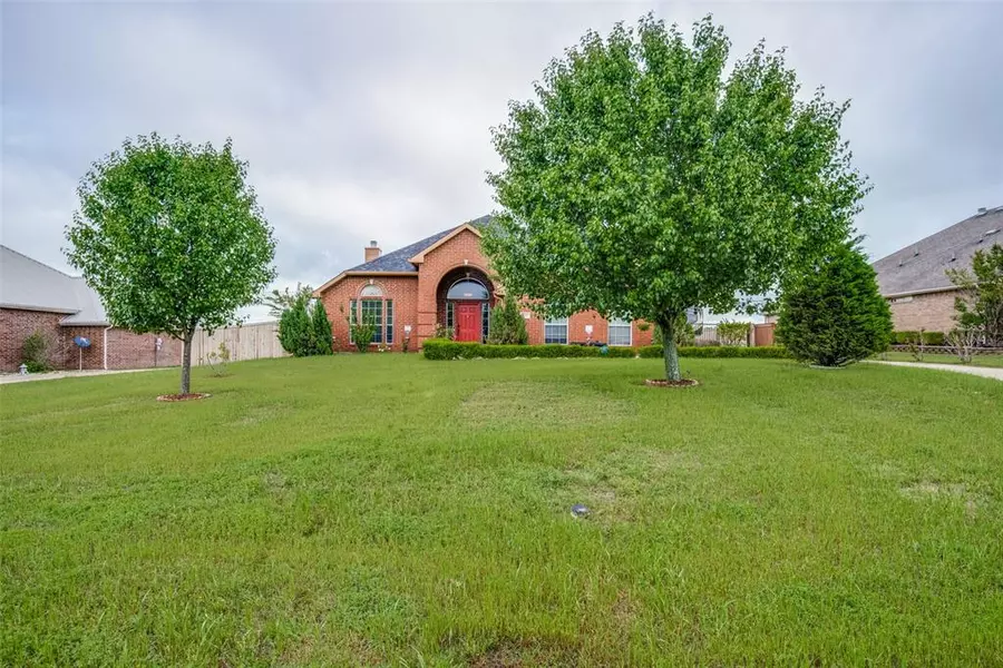 529 Kings Creek Drive, Terrell, TX 75161