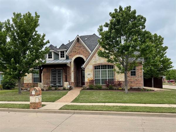 1900 Banner Court, Flower Mound, TX 75028