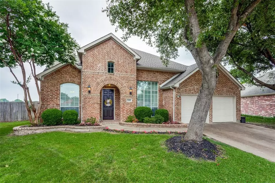 2406 Roberta Court, Garland, TX 75040